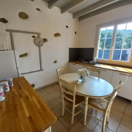 Maison De Avec Jardin Nyaraló Adé