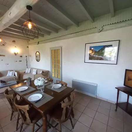 Maison De Avec Jardin * Adé