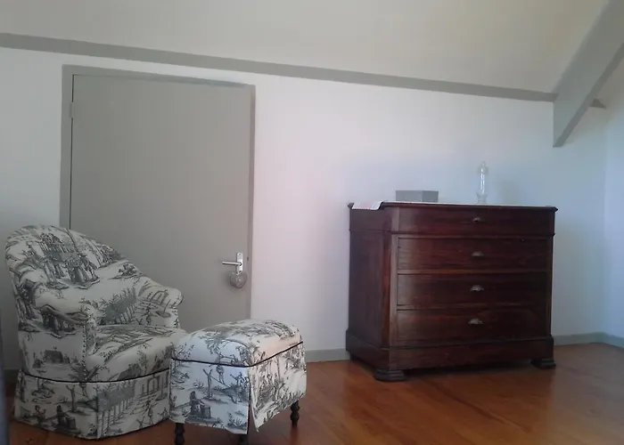 Vakantiehuis Maison De Avec Jardin *